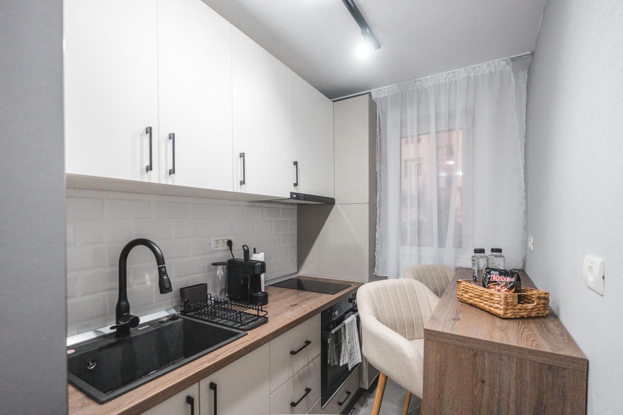 Apartament Iulia Si Alex Curtea De Arges Exterior photo